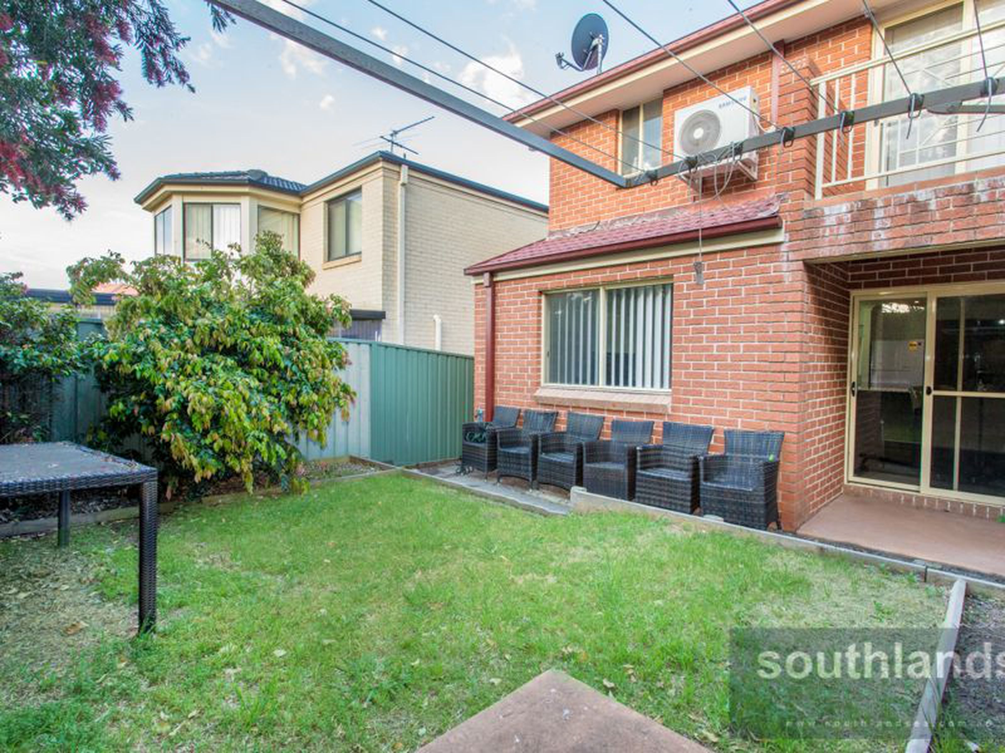 15B Tarrabundi Drive, GLENMORE PARK