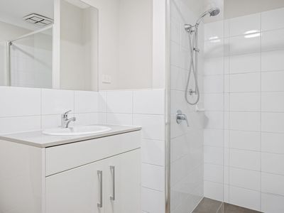 6 / 148 Wharf Street, Cannington