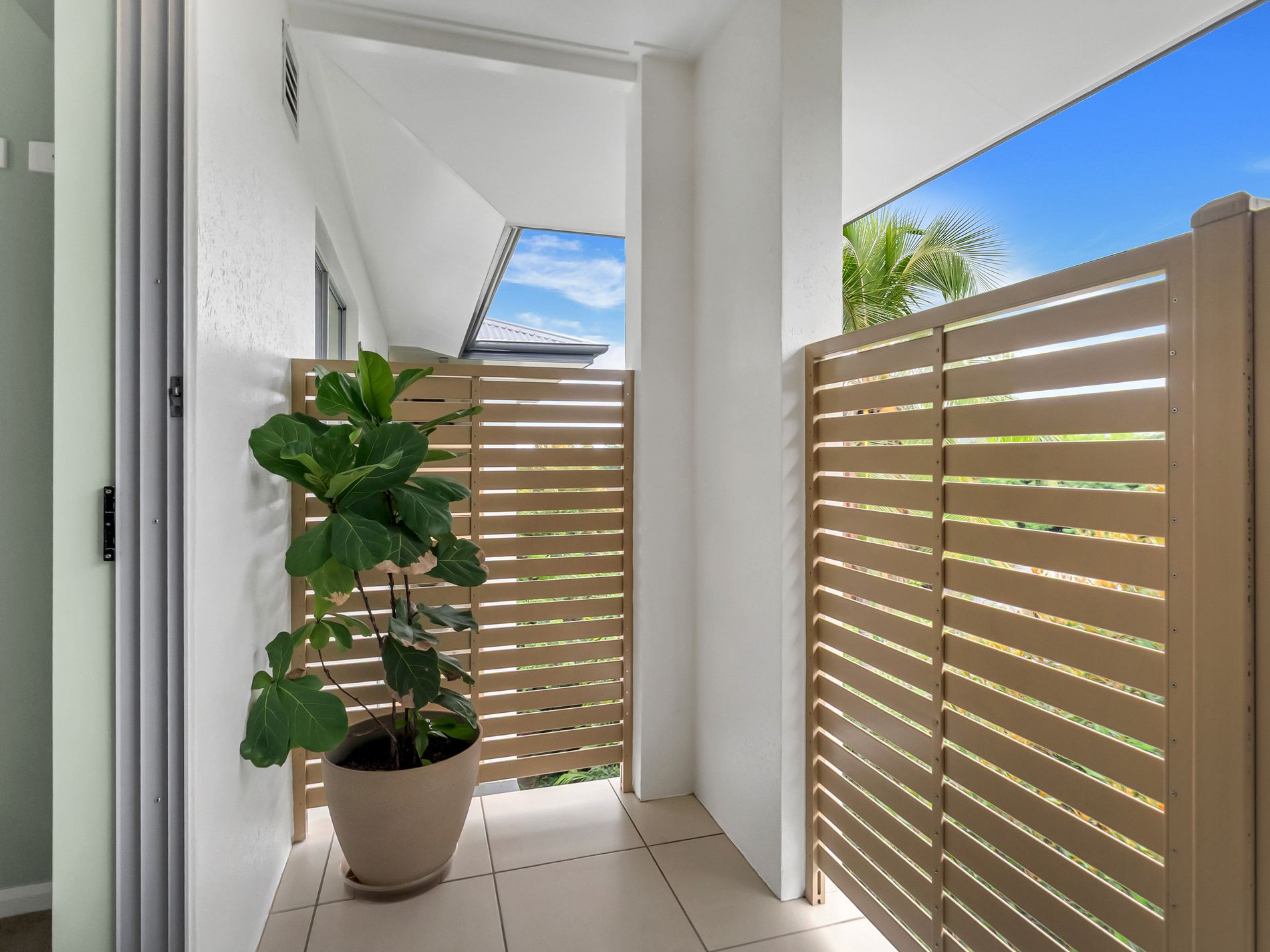 14 / 9-15 Mclean Street, Cairns North