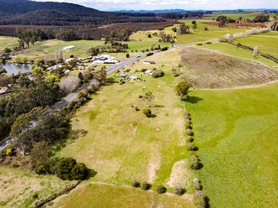 Bass Highway, Deloraine