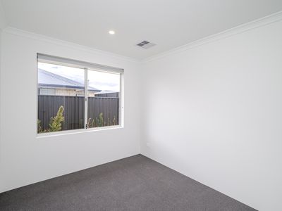 4 Malurus Way, Wellard