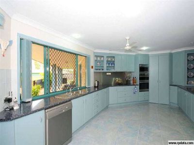 7 Wilton Court, Torquay