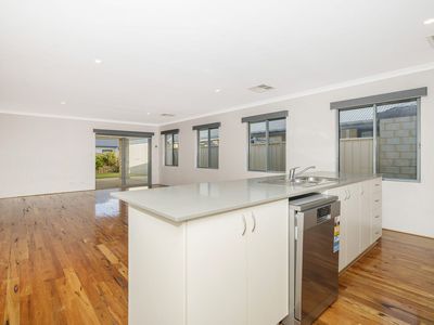21 Pexton Drive, South Guildford