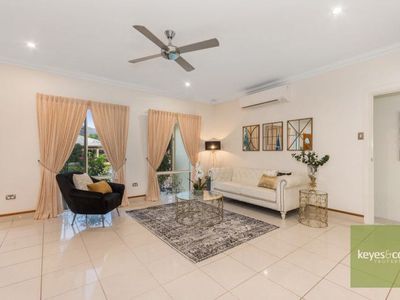 14 Regatta Crescent, Douglas