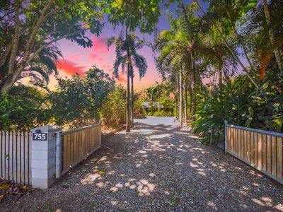 755 Ellerbeck Road, Carruchan