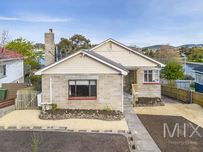 21 Edinburgh Crescent, Goodwood