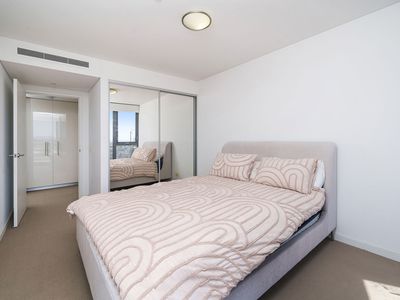 1806 / 96 Bow River Crescent, Burswood