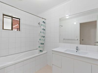 28 Caringa Street, Urangan