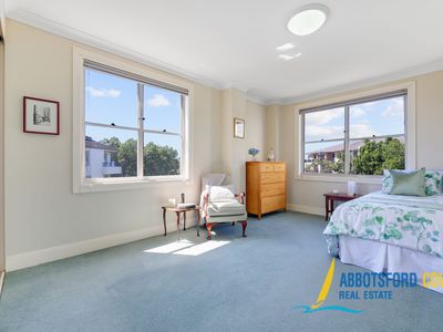 15 / 1 Harbourview Crescent, Abbotsford