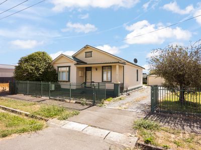 70 Gleadow Street, Invermay