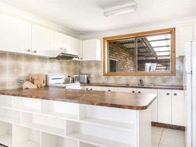 60 South Pacific Crescent, Ulladulla