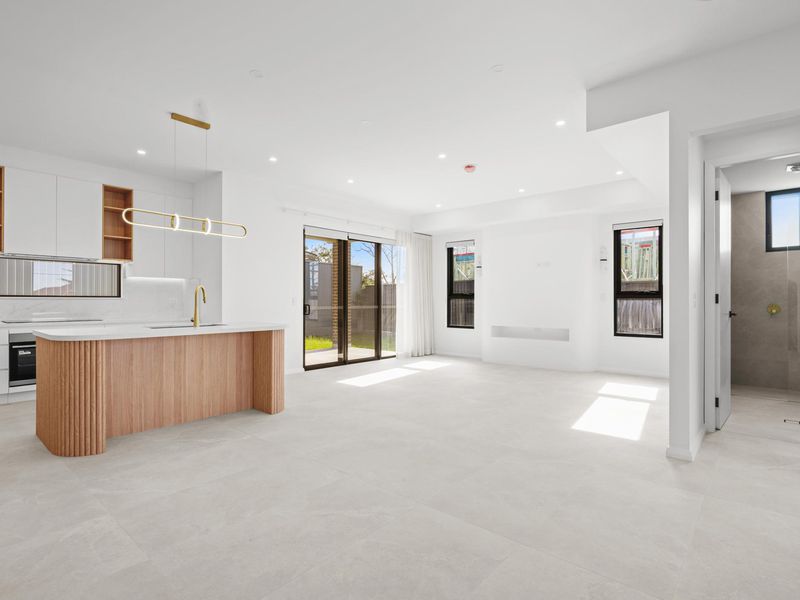 lot 2 of / 1 Kathleen Avenue, Lurnea