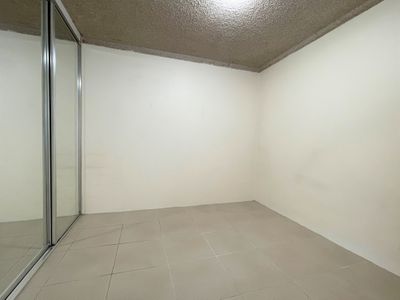 4 / 19 Queens Road, Westmead