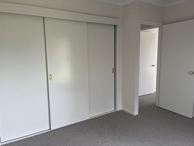 5 / 2 Vivian Street, Belmont