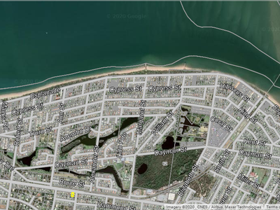 653 Boat Harbour Drive, Urangan