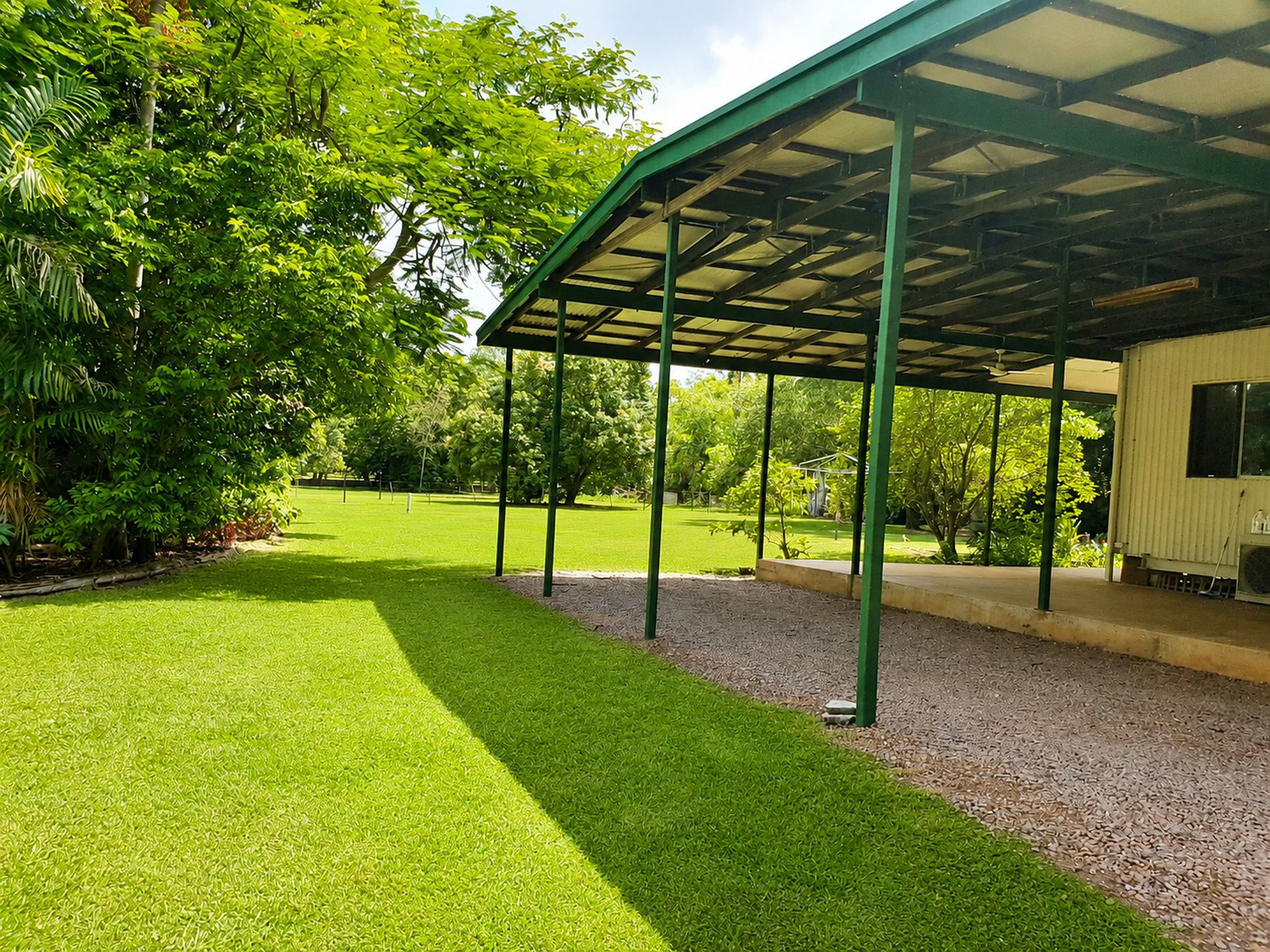 15 Ti Tree Road, Howard Springs