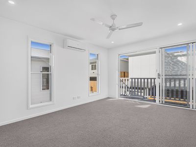 23/29 Henderson Road, Everton Hills