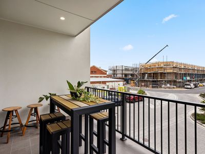 2 John Mckinna Circuit, Taperoo