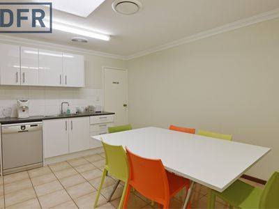 4 Kalmia Road, Bibra Lake