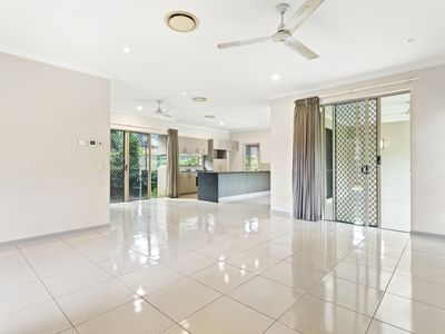 7 The Entrance, Kewarra Beach