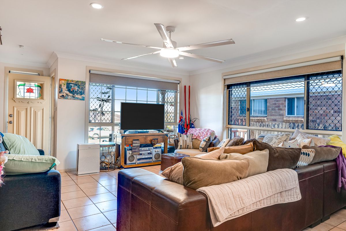 2 / 15 Waratah Way, Goonellabah