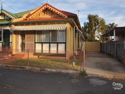69 Macleay Street, Dubbo