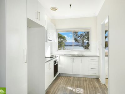 1 6 / 49 The Boulevarde, Oak Flats