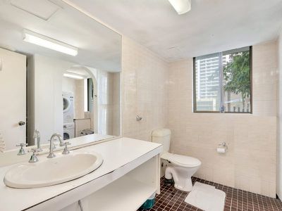 19 / 24 Hamilton Ave, Surfers Paradise