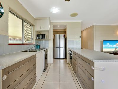 11 Aruma Close, White Rock