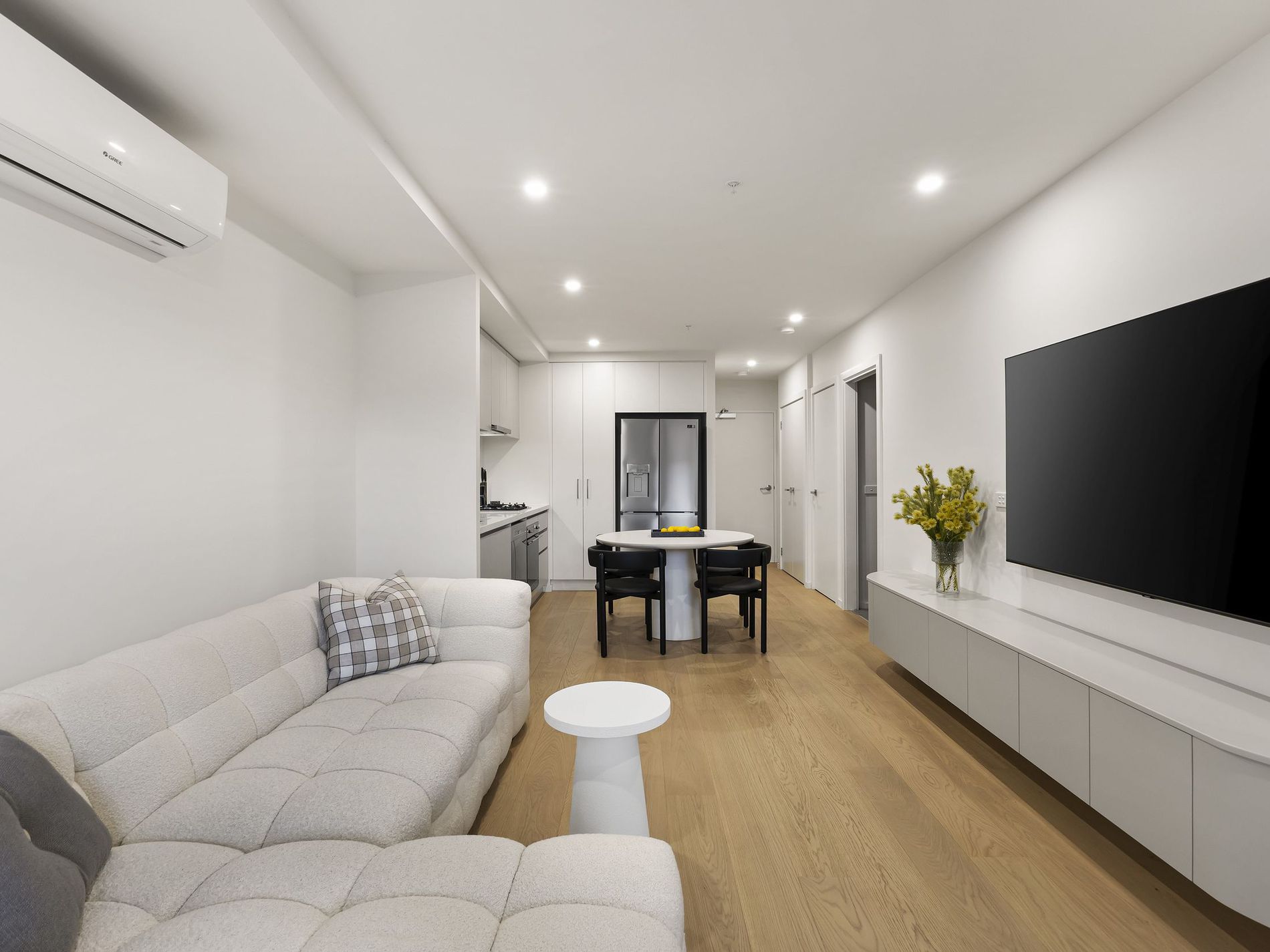 9/1A Omeo Court, Bentleigh East