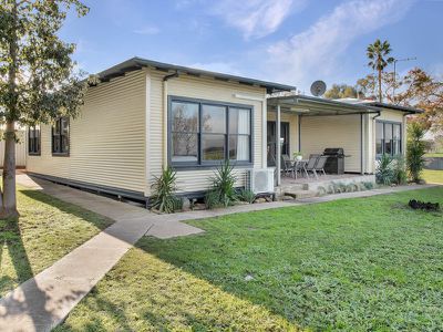 105 Chiltern Valley Rd, Rutherglen