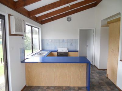 220 Glencoe West Road, Glencoe West