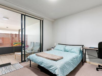 99 / 3 Land Street, Toowong