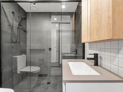 G04 / 466 Lygon Street, Brunswick East