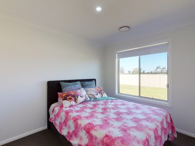 40 Keswick Parkway, Dubbo