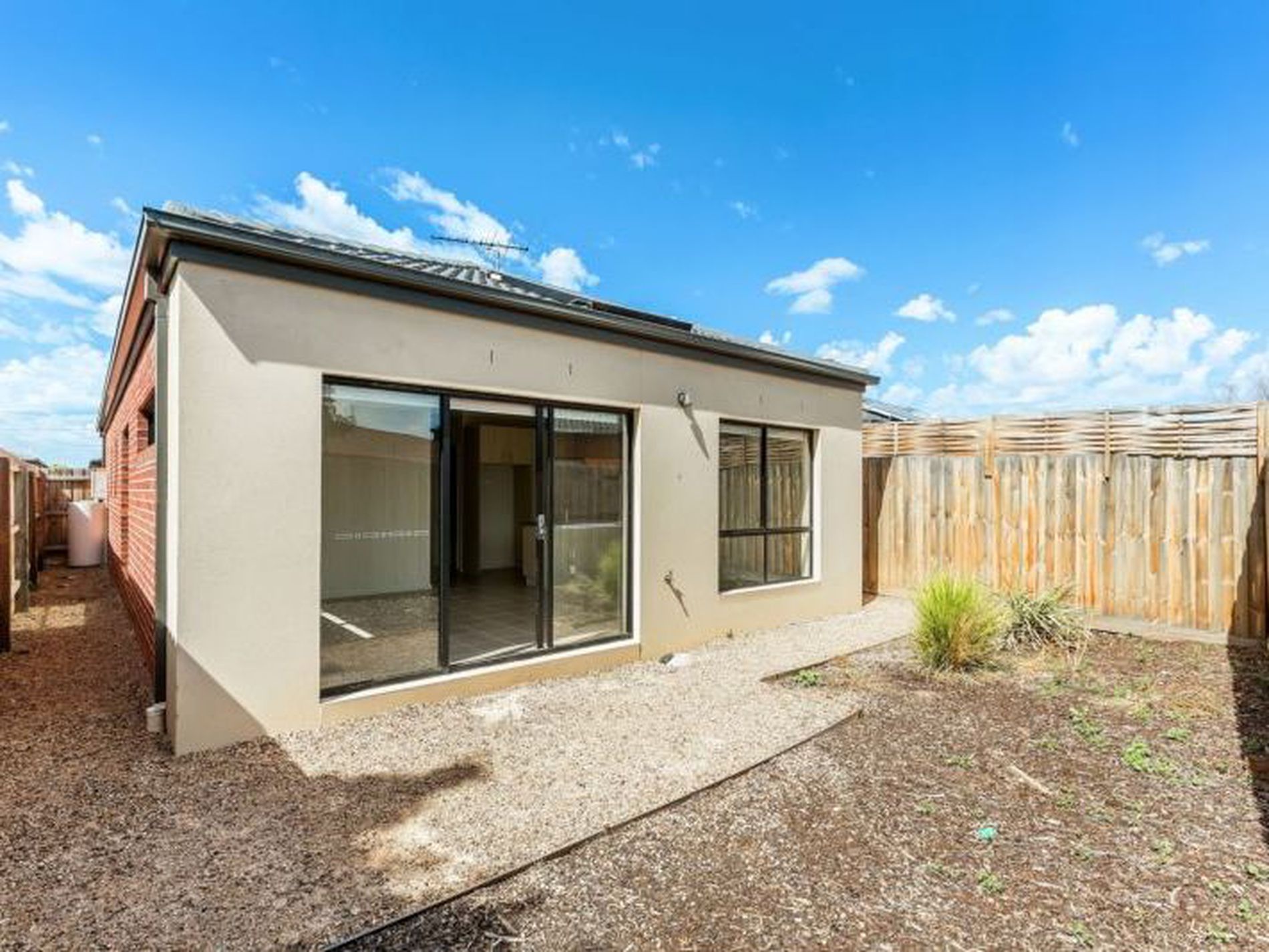 9 / 49-55 Rosella Avenue, Werribee