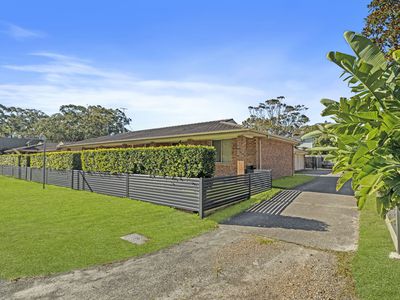 4 / 12 - 18  Patanga Street, Hawks Nest
