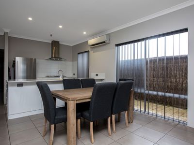 32 Arrowsmith Drive, Dalyellup