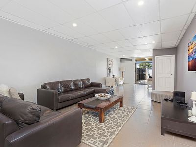 50 Central Avenue, Oak Flats
