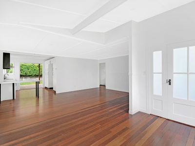 18 Mabel Ave, Southport