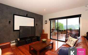 10 North Hidden Valley Circuit, Beaconsfield