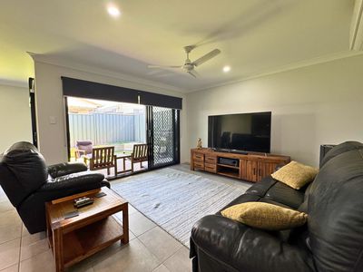 6 Kingfisher Street, Moranbah