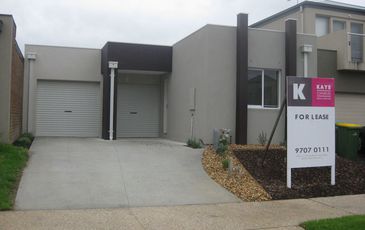 28 Edgeware Close, Pakenham