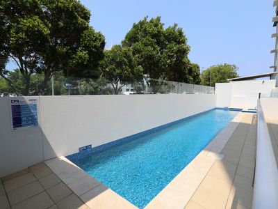 2 / 5 Foote Street, Mooloolaba
