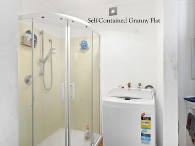 23 Renown Road, Raumati South