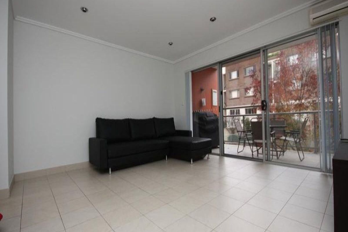 28 Marlborough Road, Homebush West