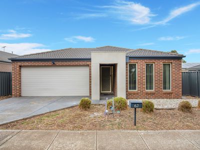 67 Weavers Street, Manor Lakes