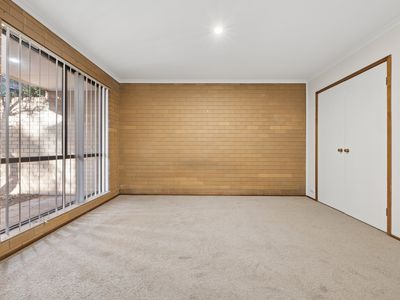 91 Hallen Close, Phillip