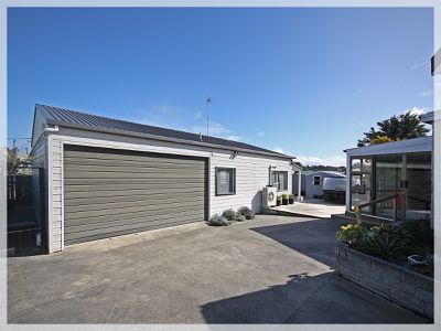 24 Thomas Place, Foxton Beach