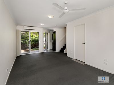 11 / 37 River Road, Bundamba